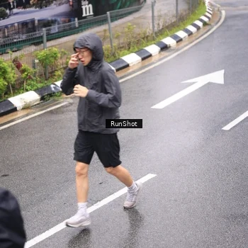 Runner Photo 7953390