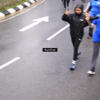 Runner Photo 7953393
