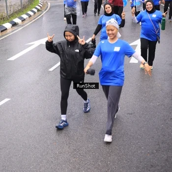 Runner Photo 7953401