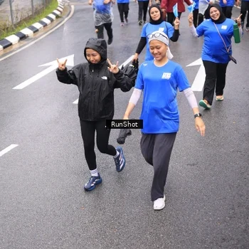 Runner Photo 7953403