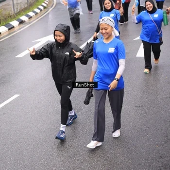Runner Photo 7953406