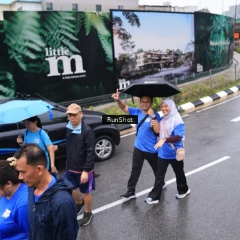 Runner Photo 7953409