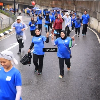 Runner Photo 7953415