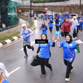 Runner Photo 7953420