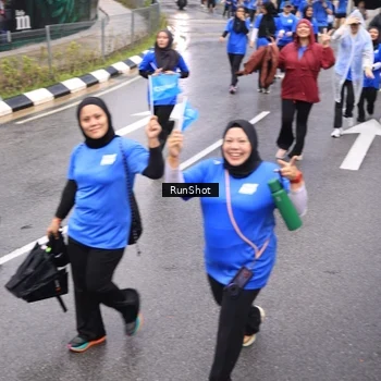 Runner Photo 7953432