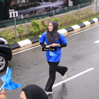 Runner Photo 7953446