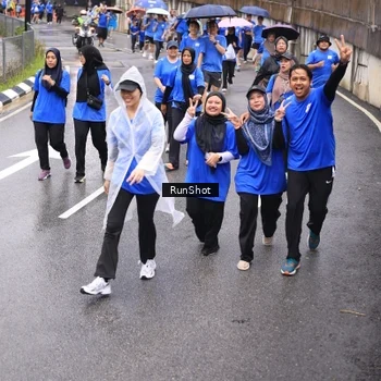 Runner Photo 7953470