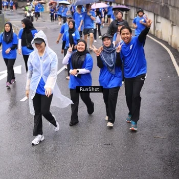 Runner Photo 7953472