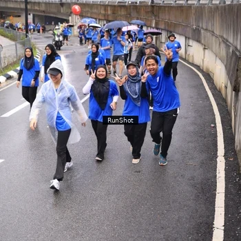 Runner Photo 7953475