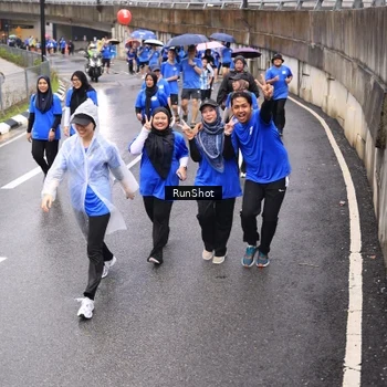 Runner Photo 7953476