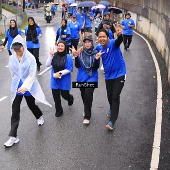 Runner Photo 7953486