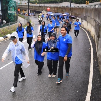 Runner Photo 7953490