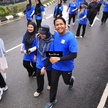 Runner Photo 7953498