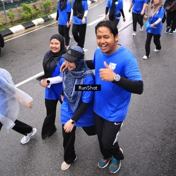 Runner Photo 7953502