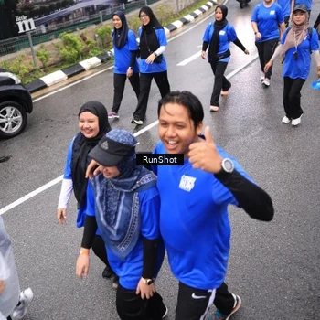 Runner Photo 7953505