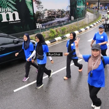 Runner Photo 7953525