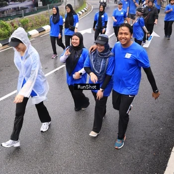 Runner Photo 7953535