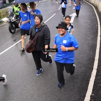 Runner Photo 7953546