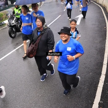 Runner Photo 7953551