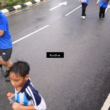 Runner Photo 7953567