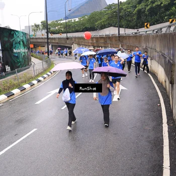 Runner Photo 7953577
