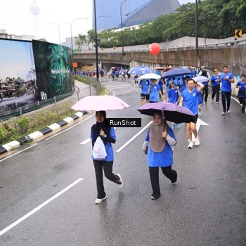 Runner Photo 7953581