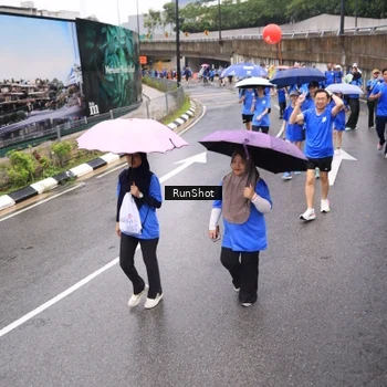Runner Photo 7953590