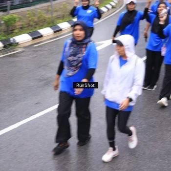 Runner Photo 7953622
