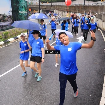 Runner Photo 7953636