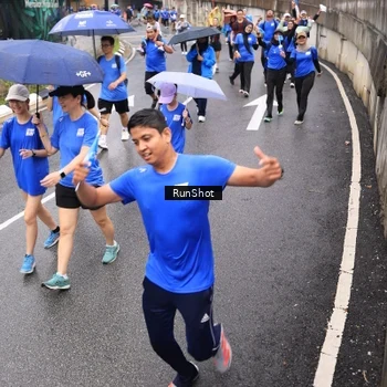 Runner Photo 7953639