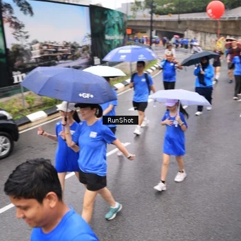 Runner Photo 7953643