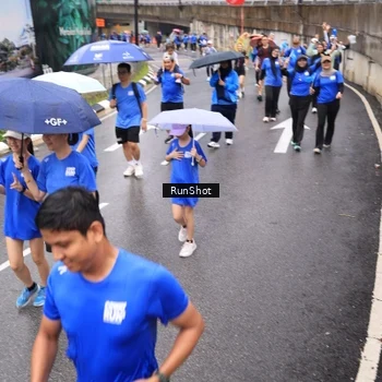 Runner Photo 7953645