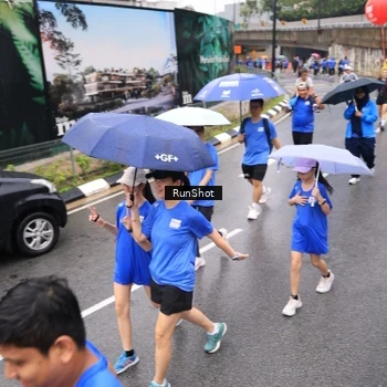 Runner Photo 7953646
