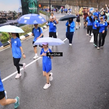 Runner Photo 7953656