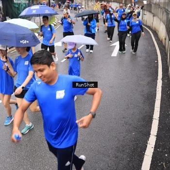 Runner Photo 7953664