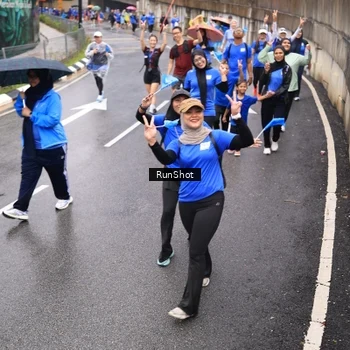 Runner Photo 7953691