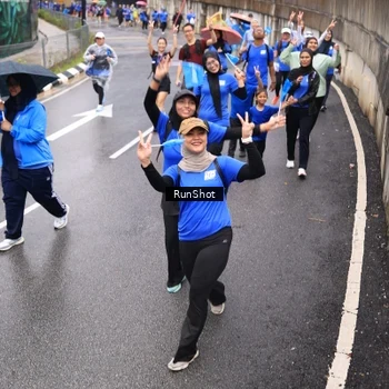 Runner Photo 7953692