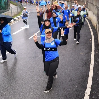 Runner Photo 7953693