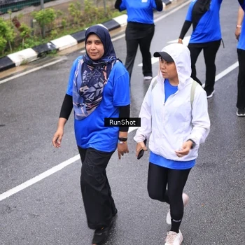 Runner Photo 7953713
