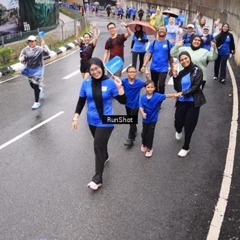 Runner Photo 7953724