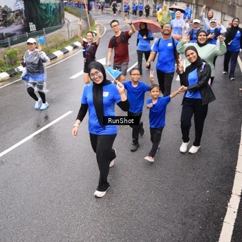 Runner Photo 7953725