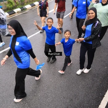 Runner Photo 7953740