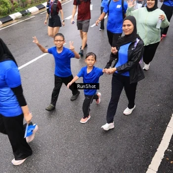 Runner Photo 7953742