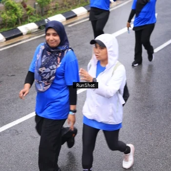 Runner Photo 7953743