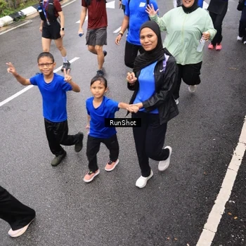 Runner Photo 7953745