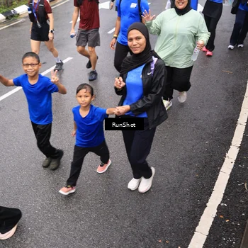 Runner Photo 7953746
