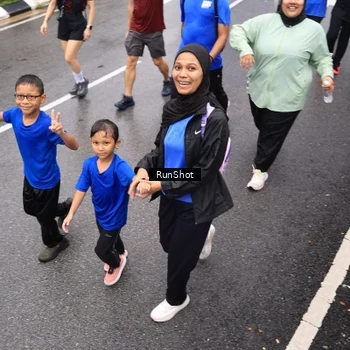 Runner Photo 7953748