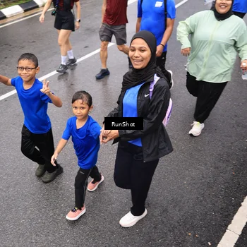 Runner Photo 7953749