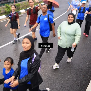 Runner Photo 7953753