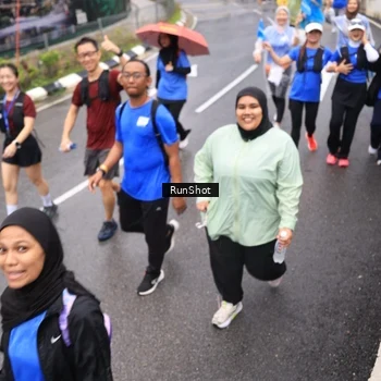 Runner Photo 7953756
